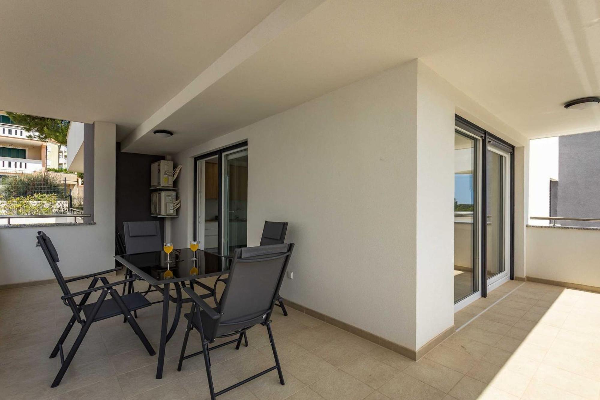 Apartments At Villa Frida Premantura Exterior foto